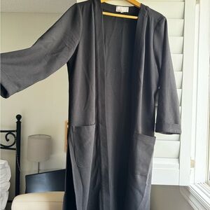 DR2 Elegant Black Cardigan